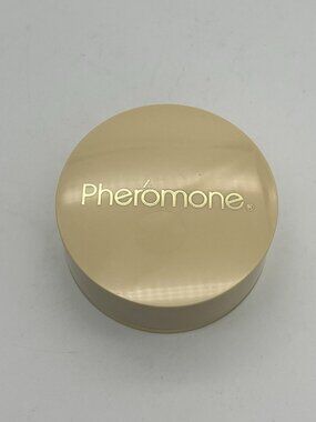 Vintage Marilyn Miglin Pheromone Gold Dust Dusting Powder w/ Puff 1 oz / 28g